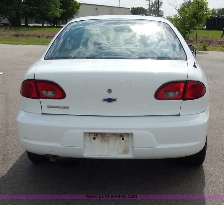 image for item D8109 2001 Chevrolet Cavalier