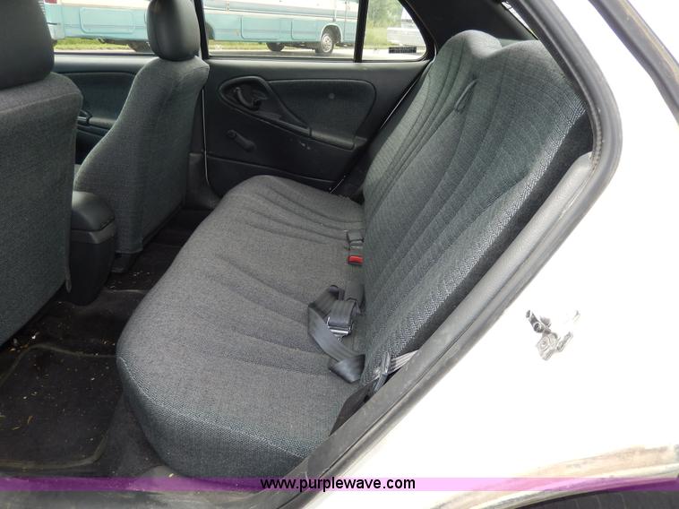 image for item D8109 2001 Chevrolet Cavalier