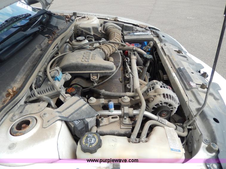 image for item D8109 2001 Chevrolet Cavalier