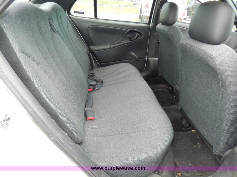 image for item D8109 2001 Chevrolet Cavalier