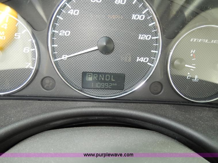 image for item D8112 2007 Chevrolet Malibu MAXX LS