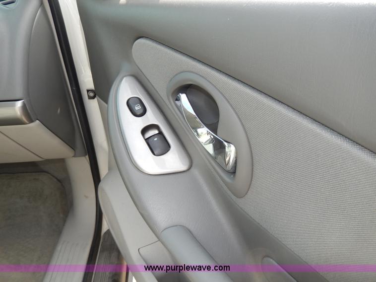 image for item D8112 2007 Chevrolet Malibu MAXX LS