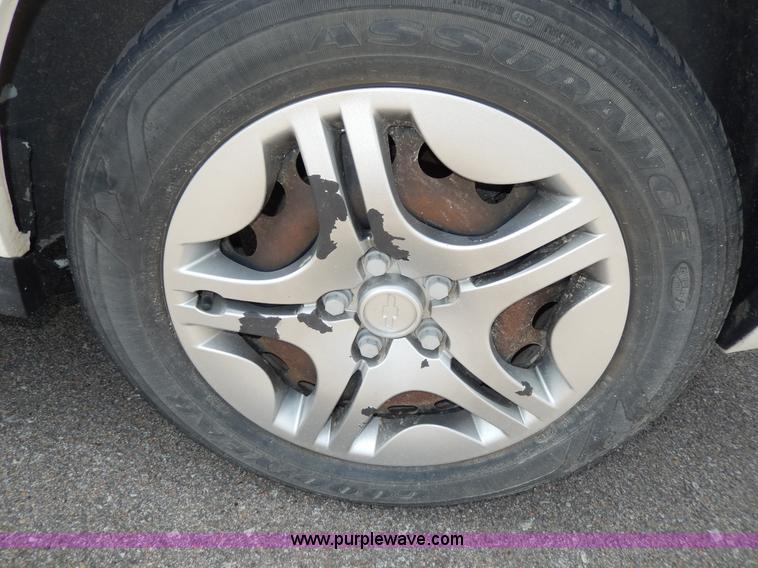 image for item D8112 2007 Chevrolet Malibu MAXX LS