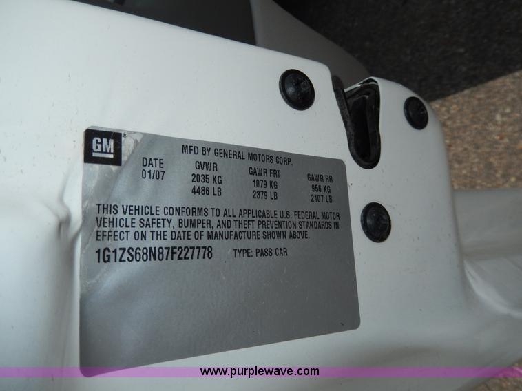 image for item D8112 2007 Chevrolet Malibu MAXX LS