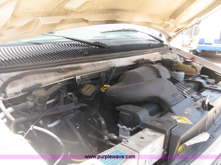 image for item D8361 2005 Ford E350 Aero Tech transit bus