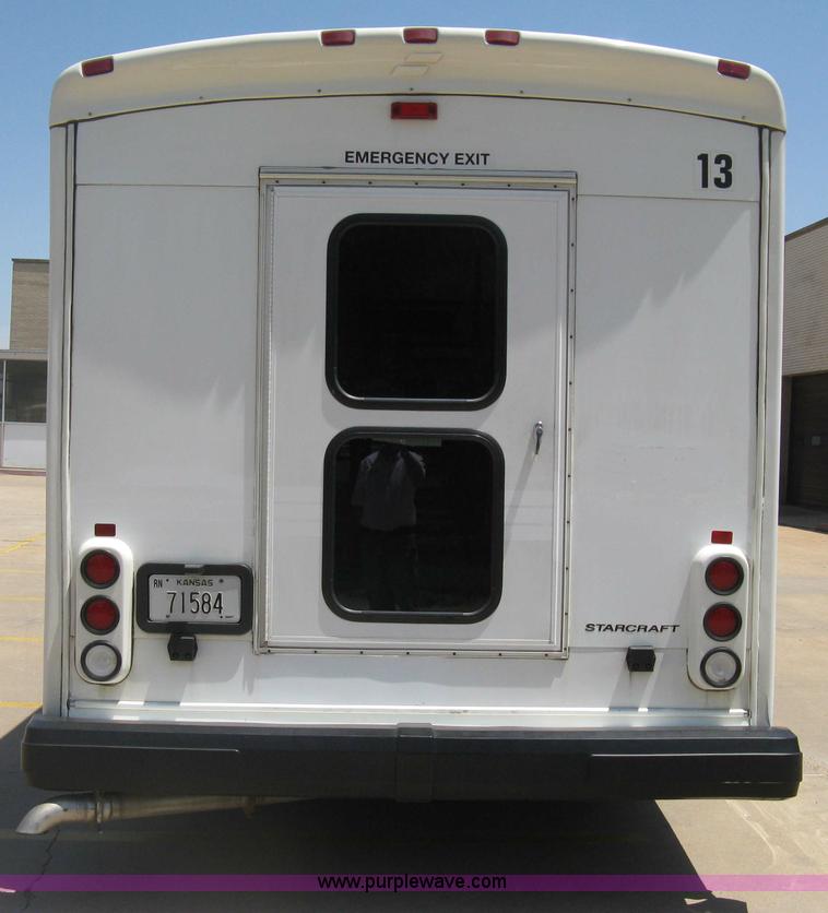 image for item D8364 2008 Ford E450 Super Duty Starcraft transit bus