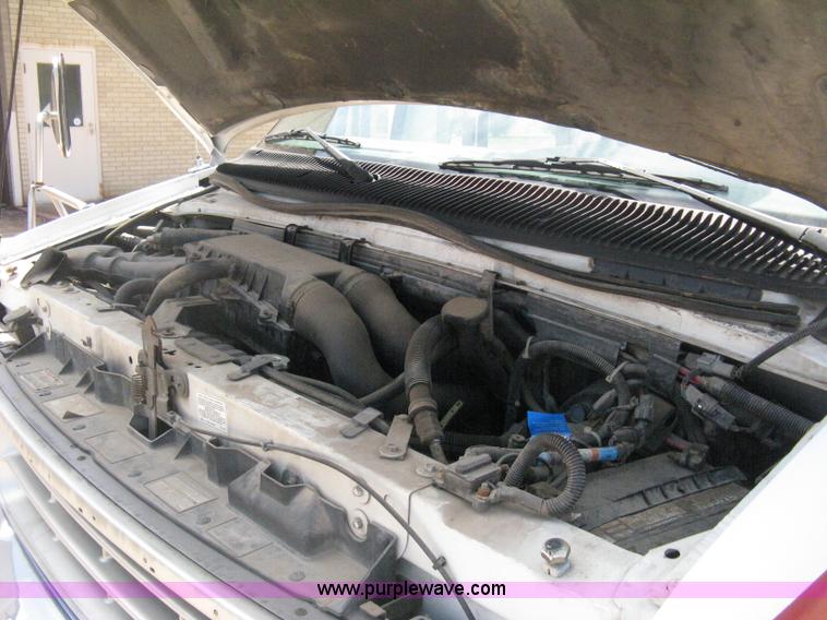 image for item D8365 1994 Ford E350 Collins transit bus