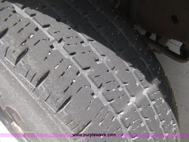 image for item D8365 1994 Ford E350 Collins transit bus