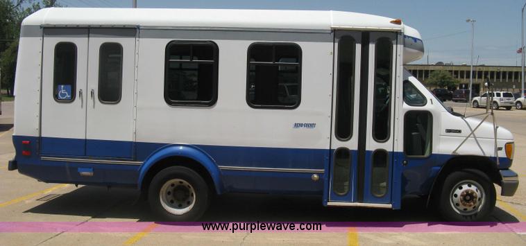 image for item D8366 1998 Ford E350 Eldorado transit bus
