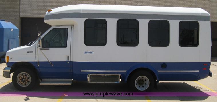 image for item D8366 1998 Ford E350 Eldorado transit bus