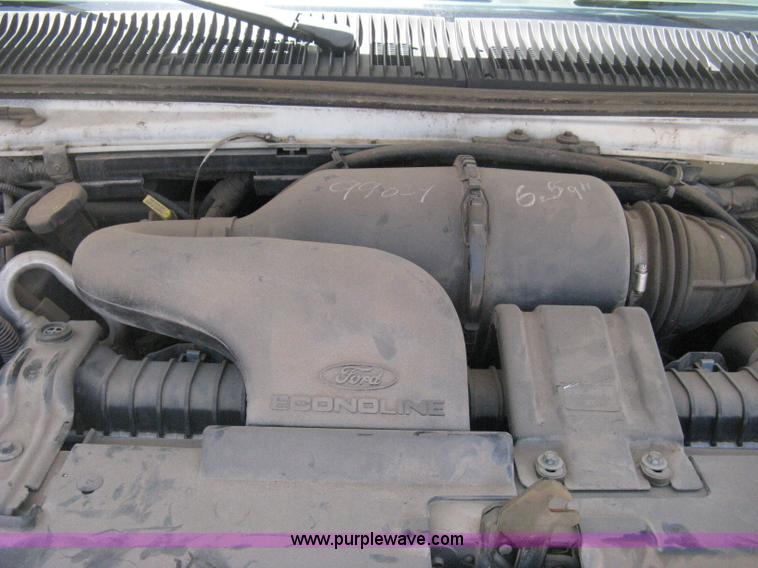 image for item D8366 1998 Ford E350 Eldorado transit bus