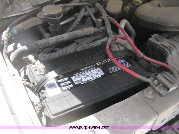 image for item D8366 1998 Ford E350 Eldorado transit bus