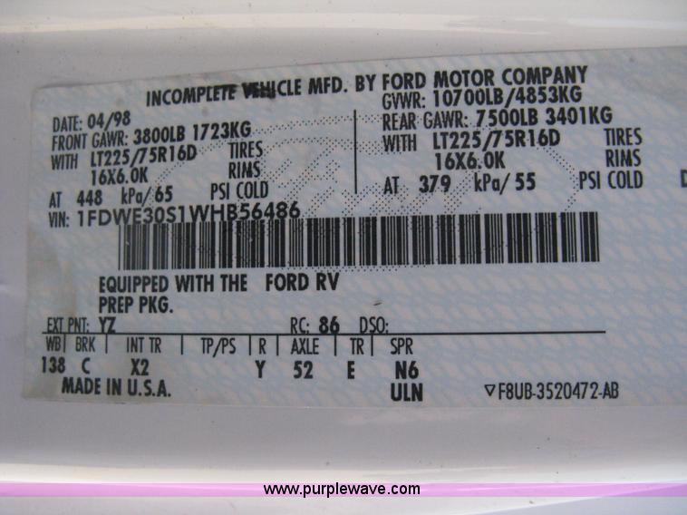 image for item D8366 1998 Ford E350 Eldorado transit bus