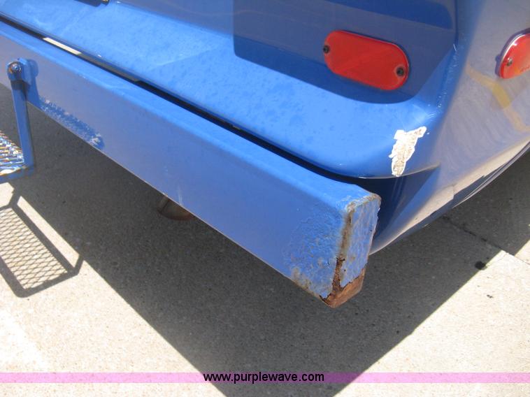 image for item D8366 1998 Ford E350 Eldorado transit bus