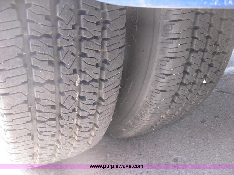 image for item D8366 1998 Ford E350 Eldorado transit bus