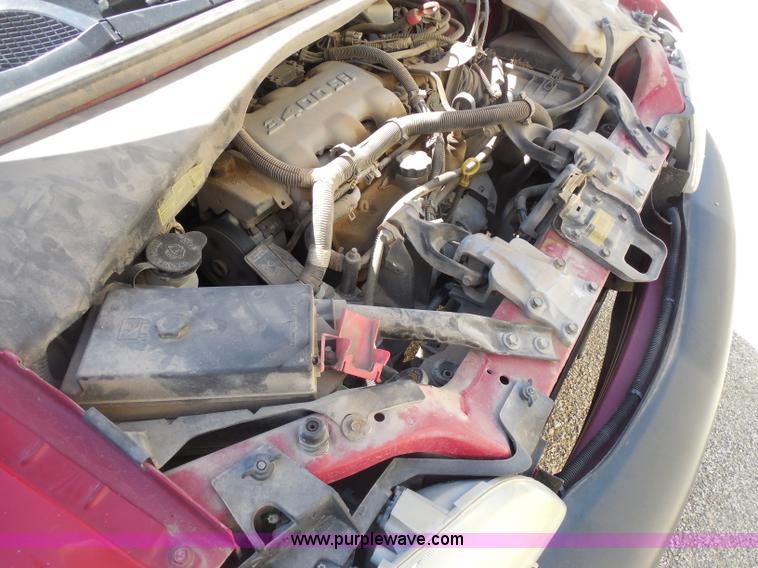 image for item D8385 2001 Pontiac Montana minivan