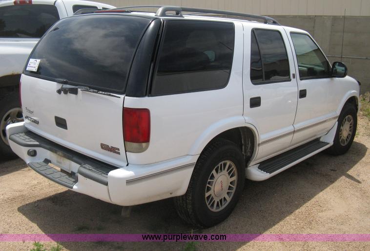 image for item D8390 1998 GMC Jimmy SL SUV