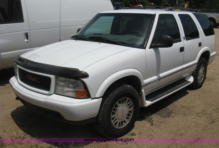 image for item D8390 1998 GMC Jimmy SL SUV