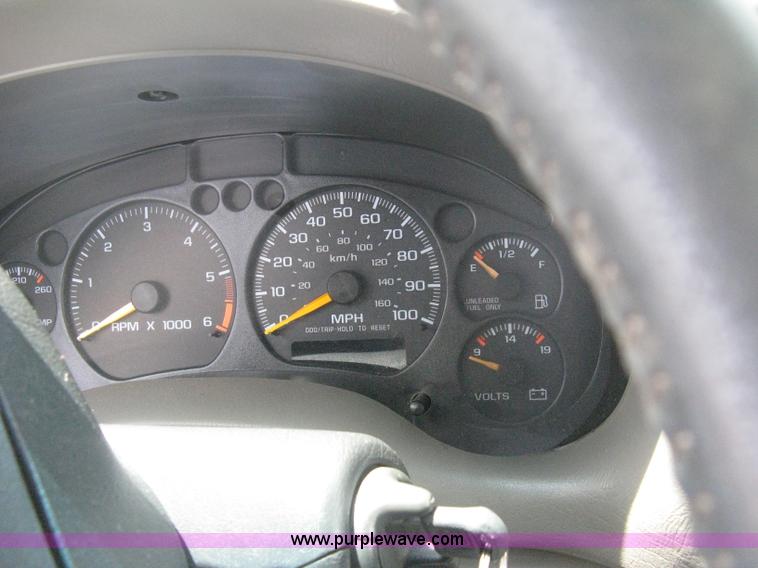 image for item D8390 1998 GMC Jimmy SL SUV