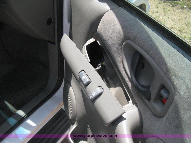 image for item D8390 1998 GMC Jimmy SL SUV