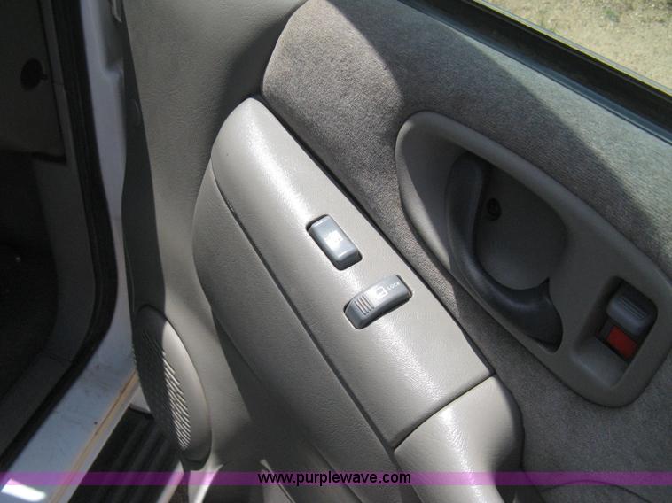 image for item D8390 1998 GMC Jimmy SL SUV