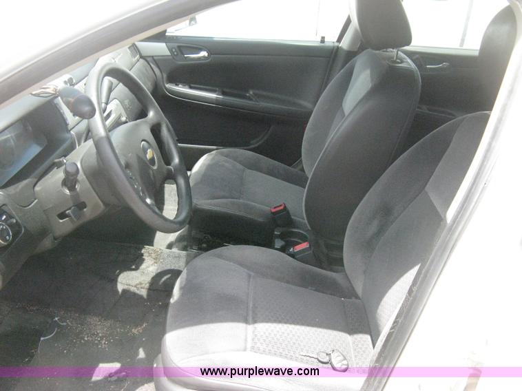 image for item D8392 2009 Chevrolet Impala Police