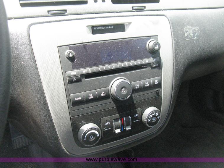 image for item D8392 2009 Chevrolet Impala Police