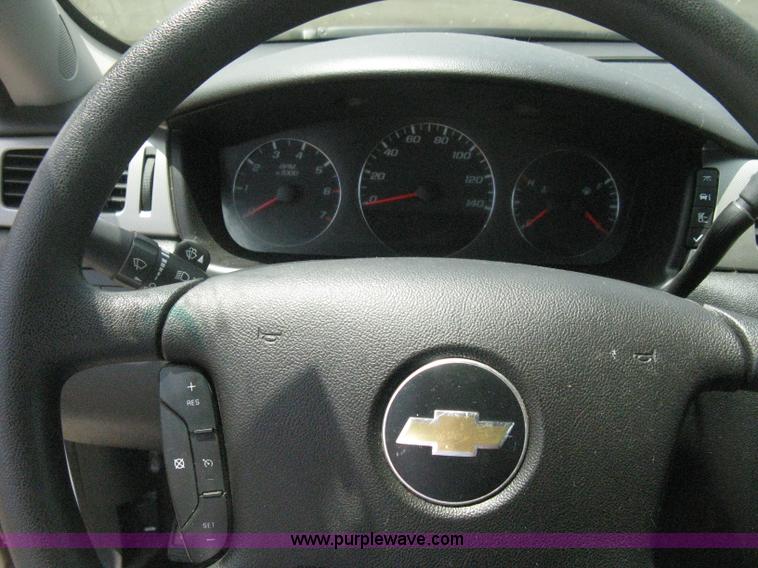 image for item D8392 2009 Chevrolet Impala Police