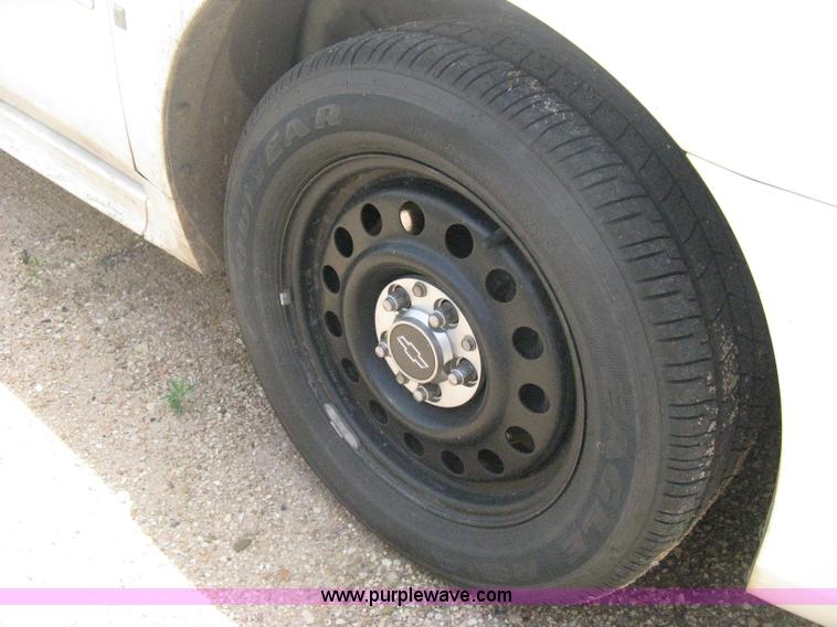image for item D8392 2009 Chevrolet Impala Police