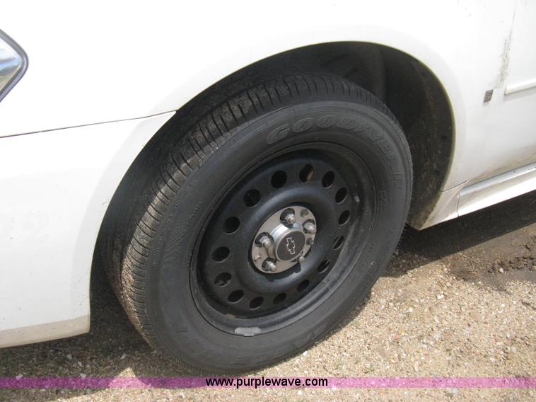 image for item D8392 2009 Chevrolet Impala Police