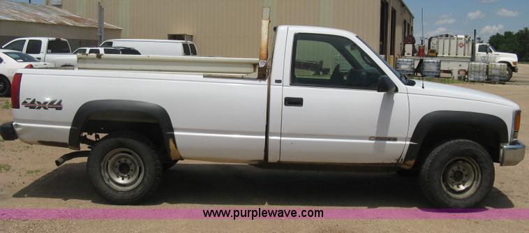 image for item D8394 1998 Chevrolet Cheyenne 2500 pickup truck