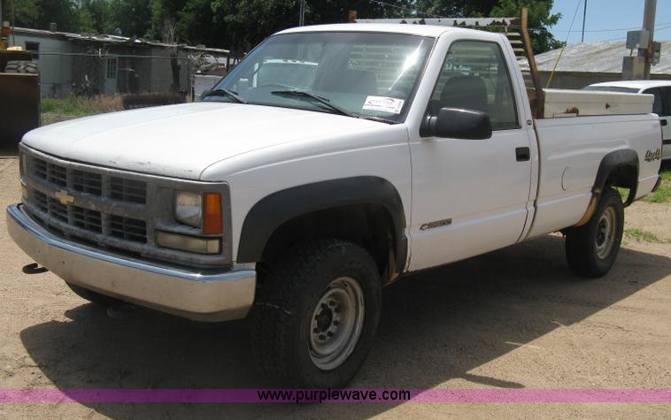 image for item D8394 1998 Chevrolet Cheyenne 2500 pickup truck