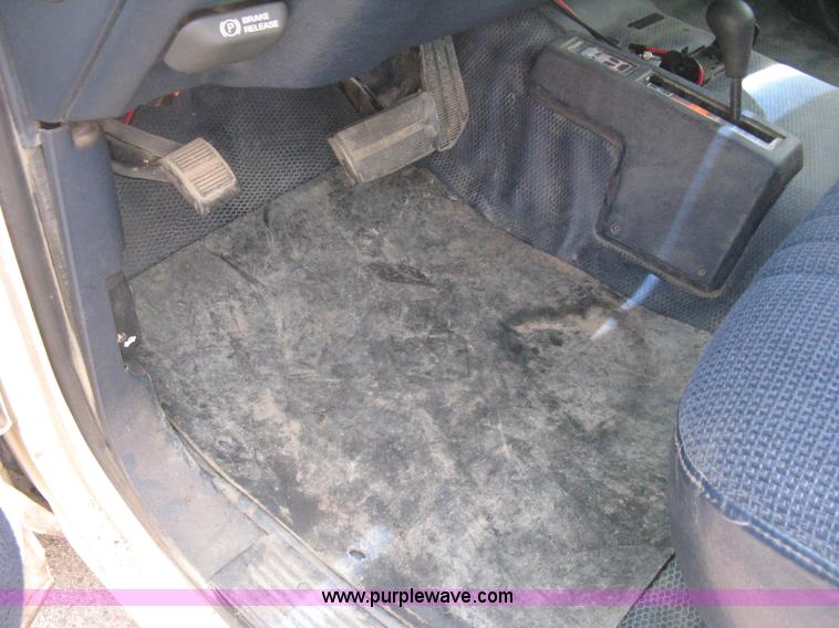 image for item D8394 1998 Chevrolet Cheyenne 2500 pickup truck