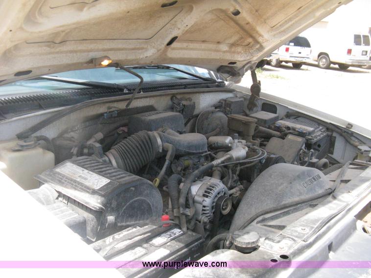 image for item D8394 1998 Chevrolet Cheyenne 2500 pickup truck