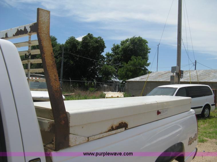 image for item D8394 1998 Chevrolet Cheyenne 2500 pickup truck