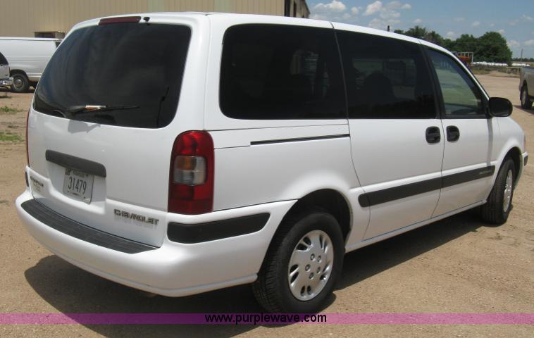 image for item D8395 1997 Chevrolet Venture minivan