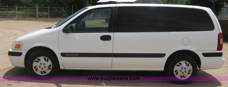 image for item D8395 1997 Chevrolet Venture minivan