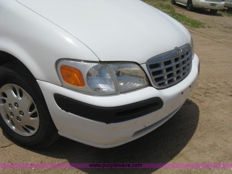 image for item D8395 1997 Chevrolet Venture minivan