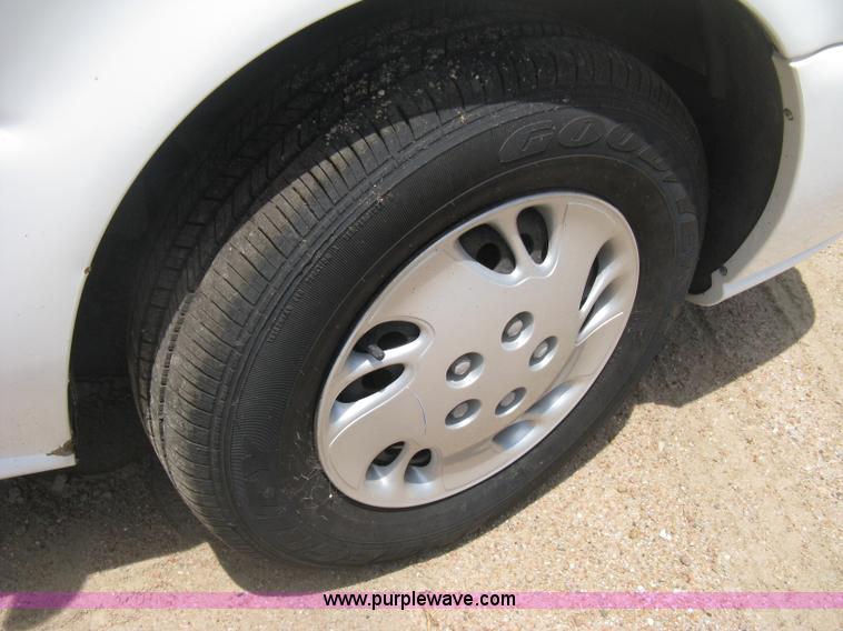 image for item D8395 1997 Chevrolet Venture minivan