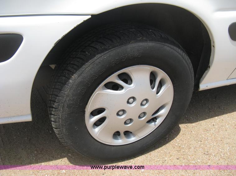 image for item D8395 1997 Chevrolet Venture minivan