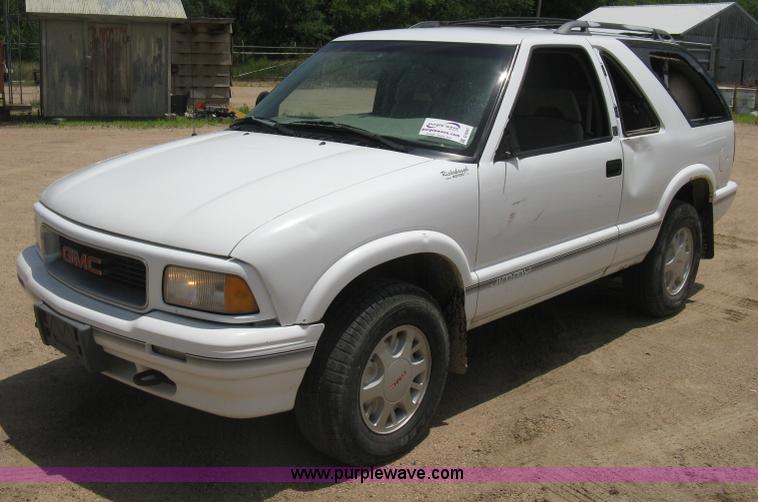 image for item D8397 1997 GMC Jimmy SL SUV