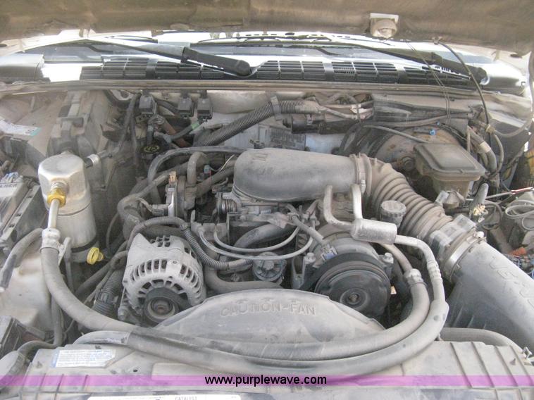 image for item D8397 1997 GMC Jimmy SL SUV