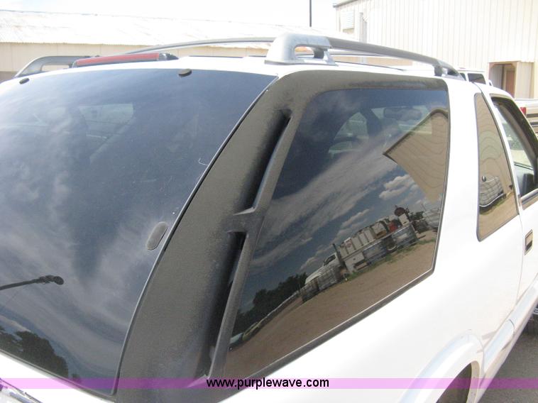 image for item D8397 1997 GMC Jimmy SL SUV