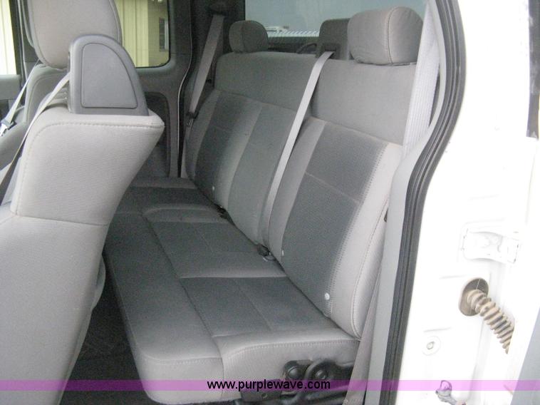 image for item D8420 2007 Ford F150 XLT SuperCab pickup truck