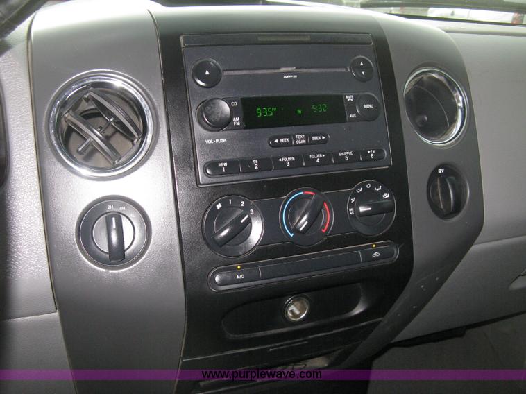 image for item D8420 2007 Ford F150 XLT SuperCab pickup truck