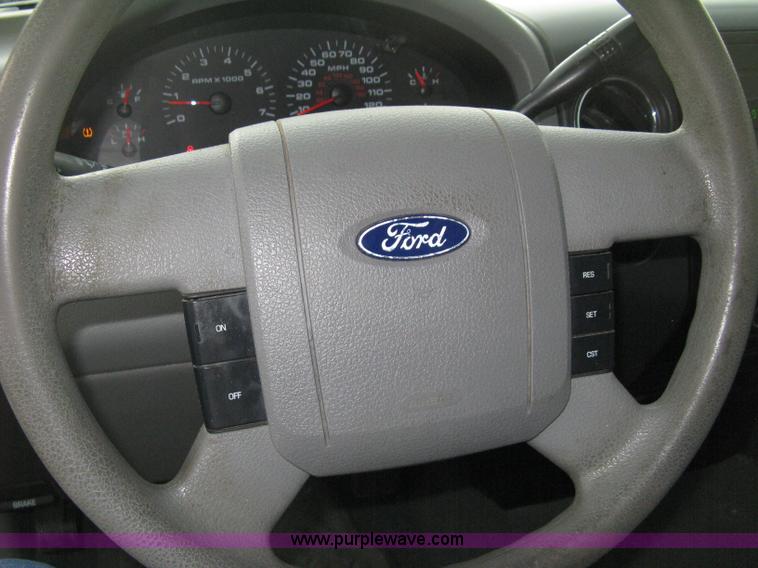 image for item D8420 2007 Ford F150 XLT SuperCab pickup truck