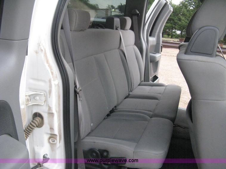 image for item D8420 2007 Ford F150 XLT SuperCab pickup truck