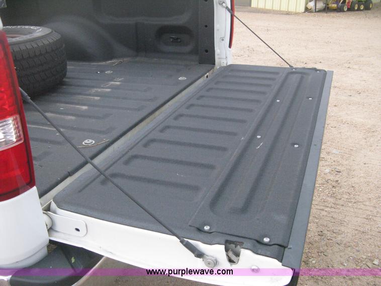 image for item D8420 2007 Ford F150 XLT SuperCab pickup truck