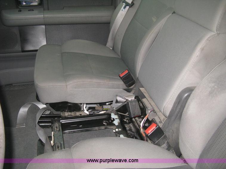 image for item D8420 2007 Ford F150 XLT SuperCab pickup truck