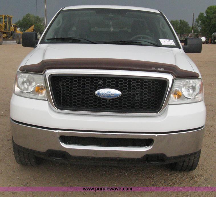 image for item D8421 2007 Ford F150 XLT SuperCab pickup truck